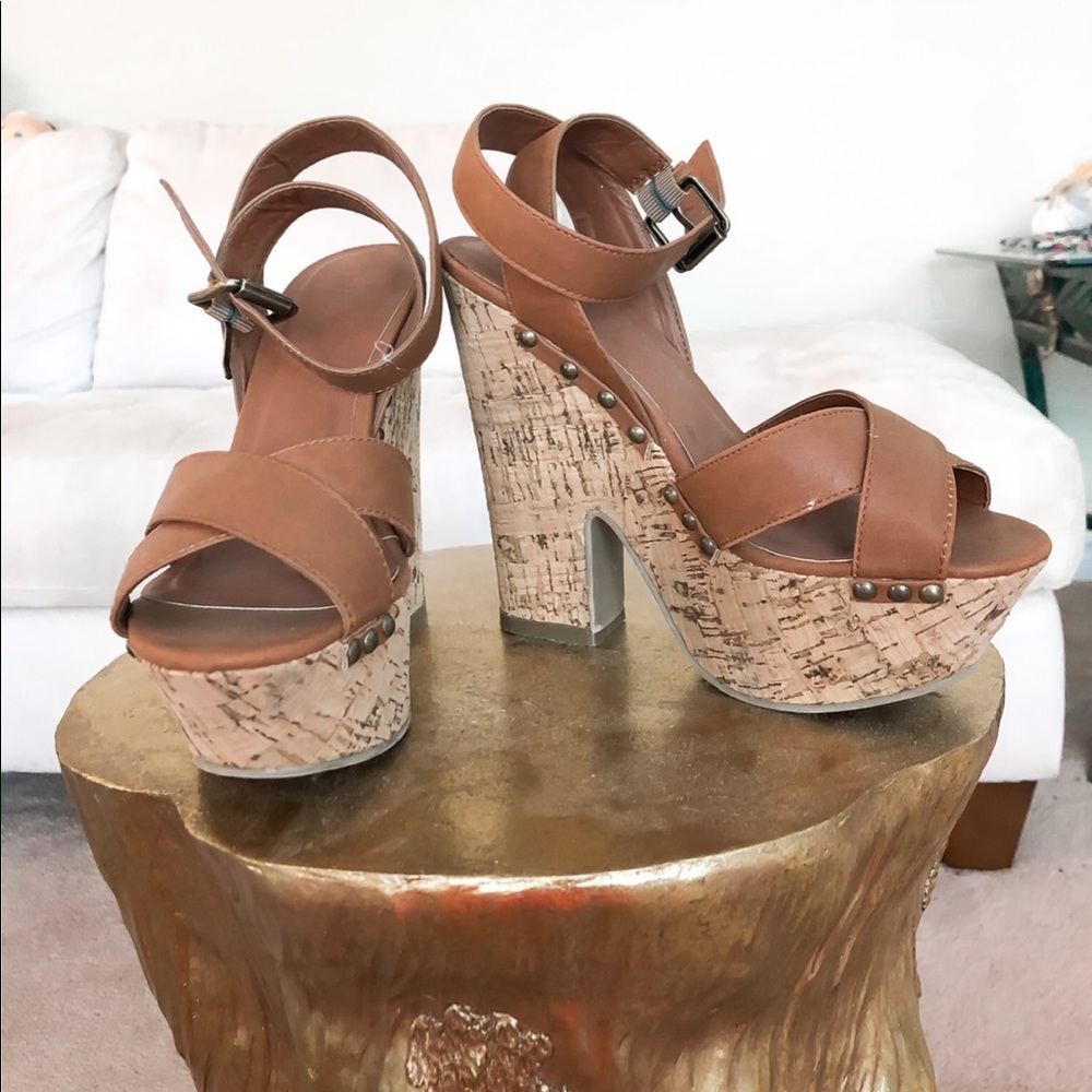 (2 for $20) Heels / wedges size 6